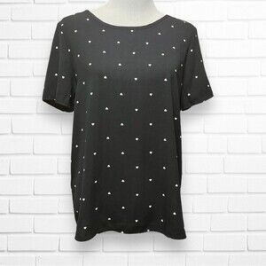 Le Lis Heart Print Short Sleeve Cut Out V Back Blouse size Medium